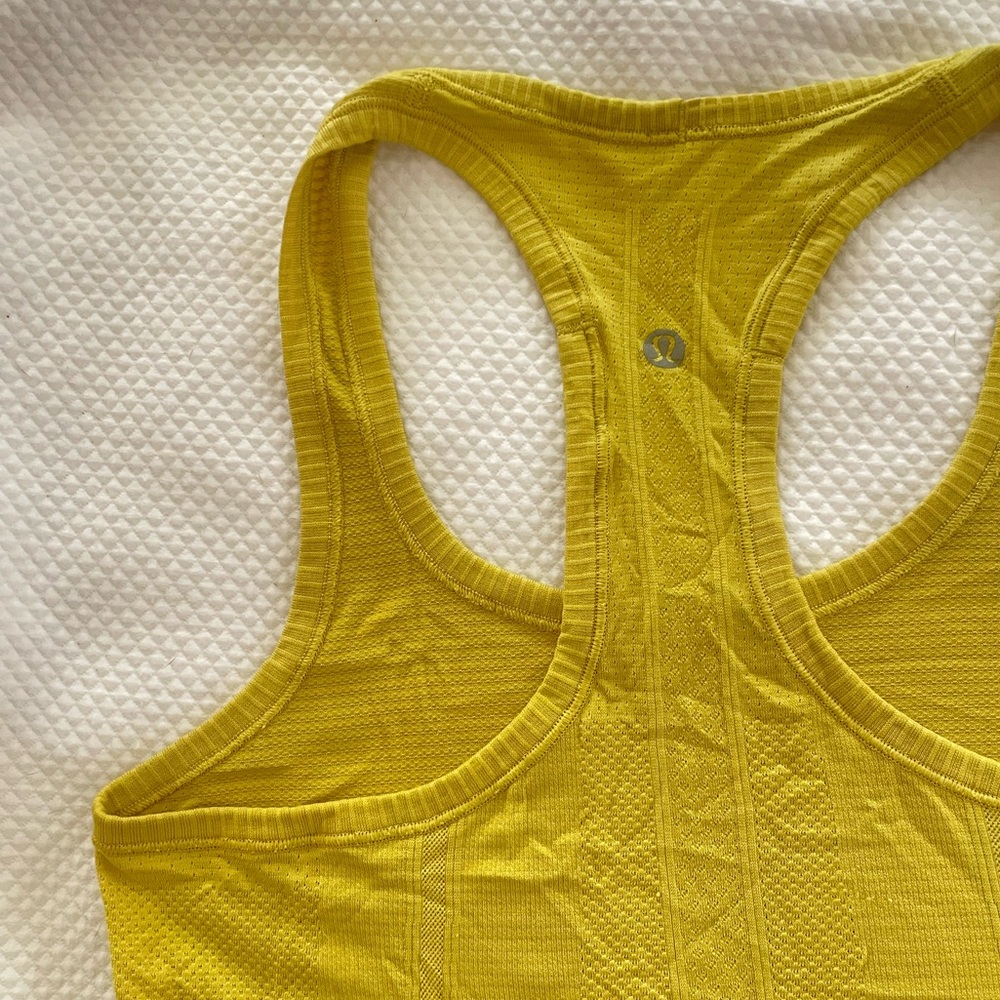 Lululemon Yellow Swiftly Tech Size 4 - image 2